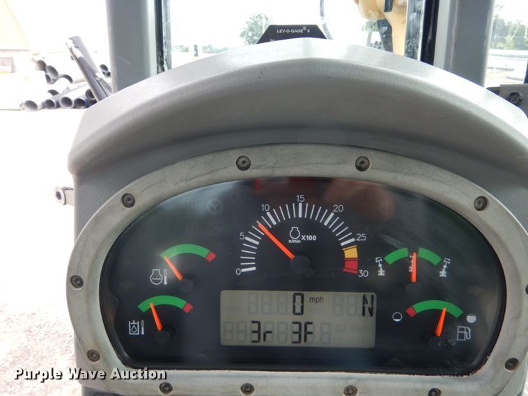 image for item IT9113 2013 Caterpillar 12M2  motor grader