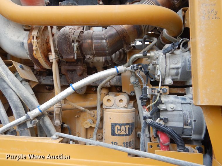image for item IT9113 2013 Caterpillar 12M2  motor grader