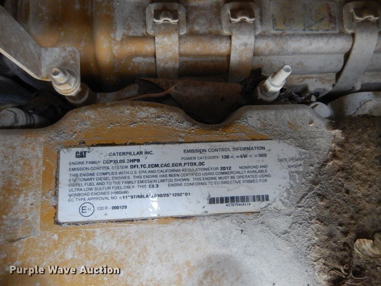 image for item IT9113 2013 Caterpillar 12M2  motor grader