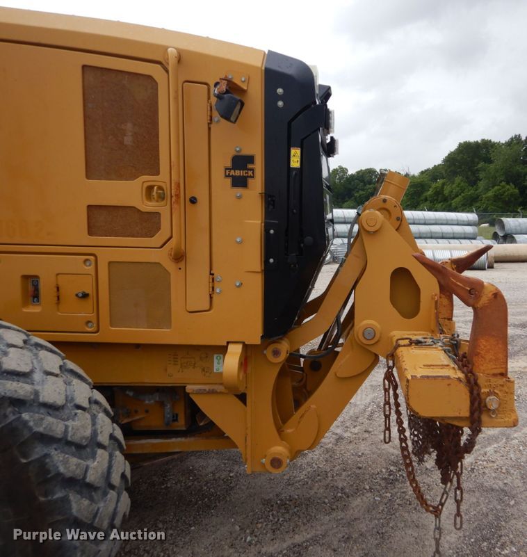 image for item IT9113 2013 Caterpillar 12M2  motor grader