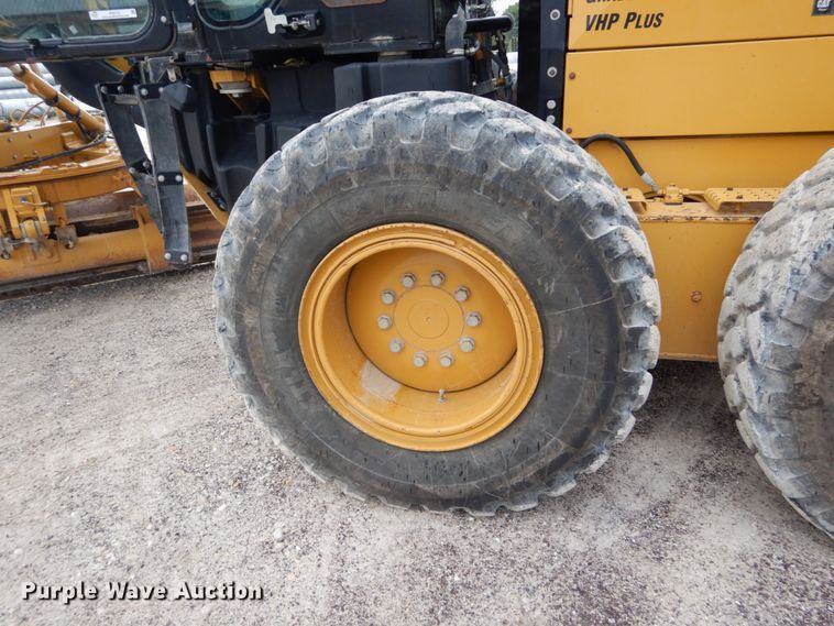 image for item IT9113 2013 Caterpillar 12M2  motor grader