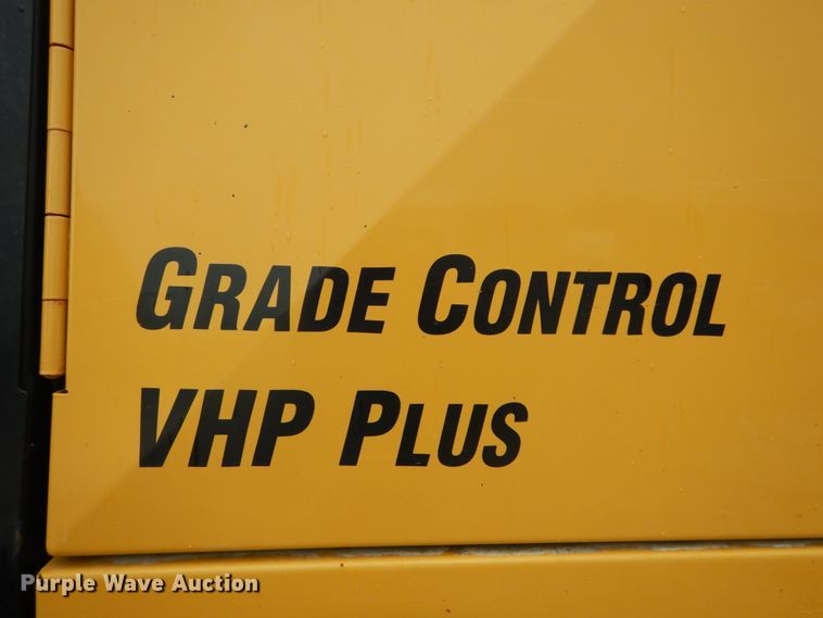 image for item IT9113 2013 Caterpillar 12M2  motor grader