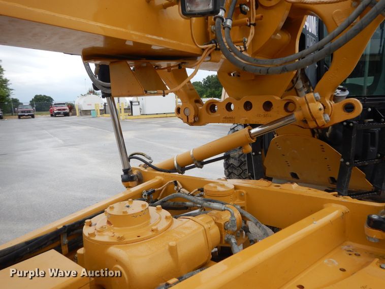 image for item IT9114 2012 Caterpillar 140M2 VHP  motor grader