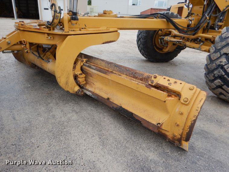 image for item IT9114 2012 Caterpillar 140M2 VHP  motor grader