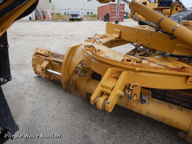 image for item IT9114 2012 Caterpillar 140M2 VHP  motor grader