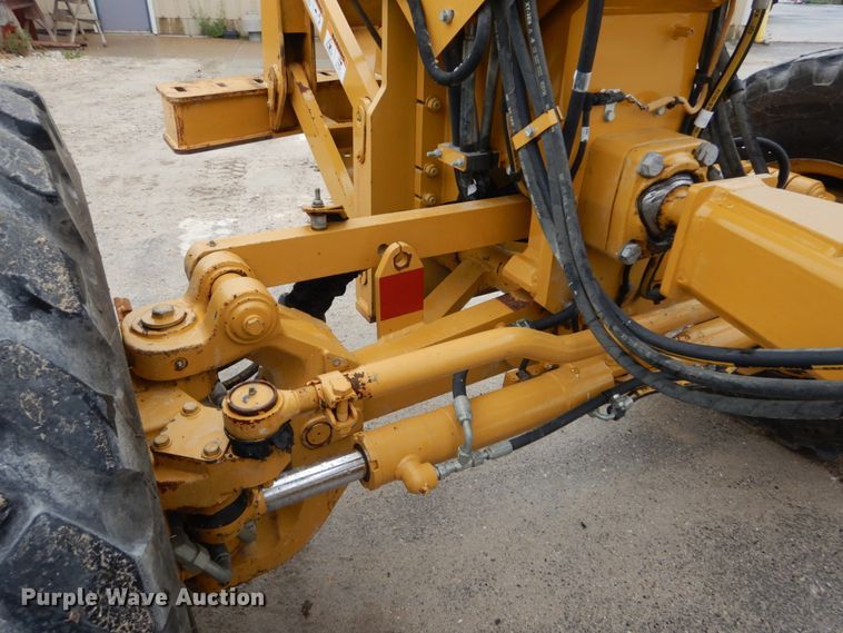 image for item IT9114 2012 Caterpillar 140M2 VHP  motor grader