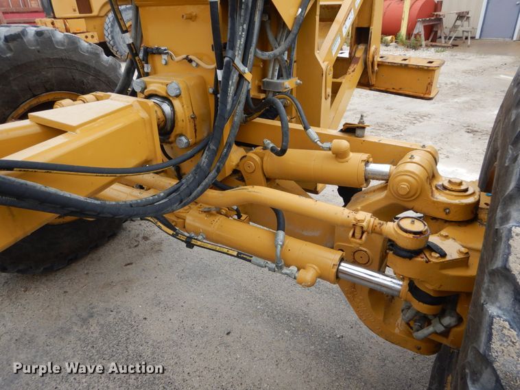 image for item IT9114 2012 Caterpillar 140M2 VHP  motor grader