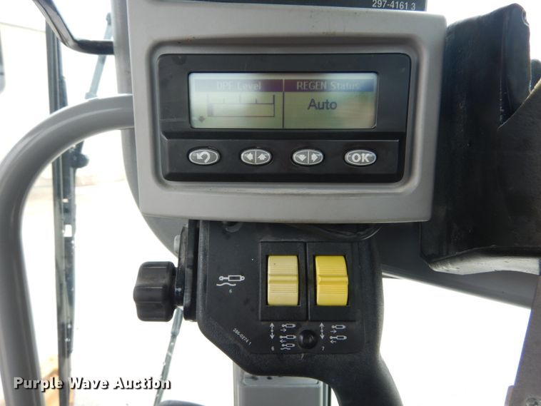 image for item IT9114 2012 Caterpillar 140M2 VHP  motor grader