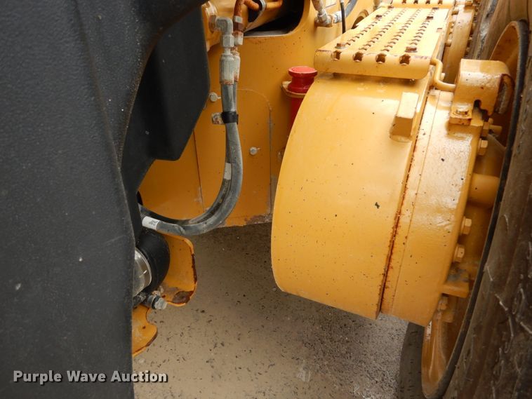 image for item IT9114 2012 Caterpillar 140M2 VHP  motor grader