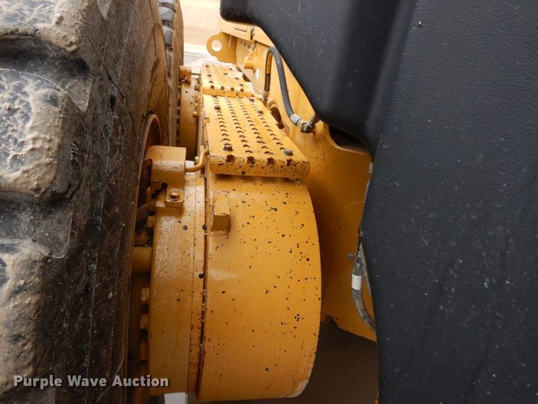 image for item IT9114 2012 Caterpillar 140M2 VHP  motor grader