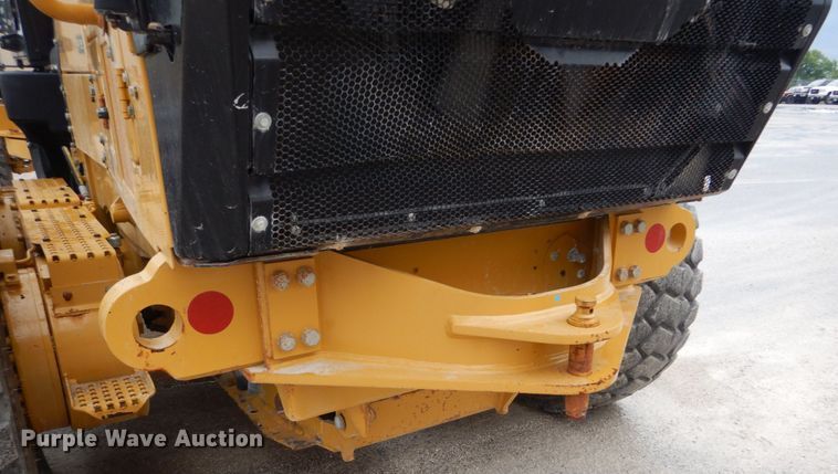 image for item IT9114 2012 Caterpillar 140M2 VHP  motor grader
