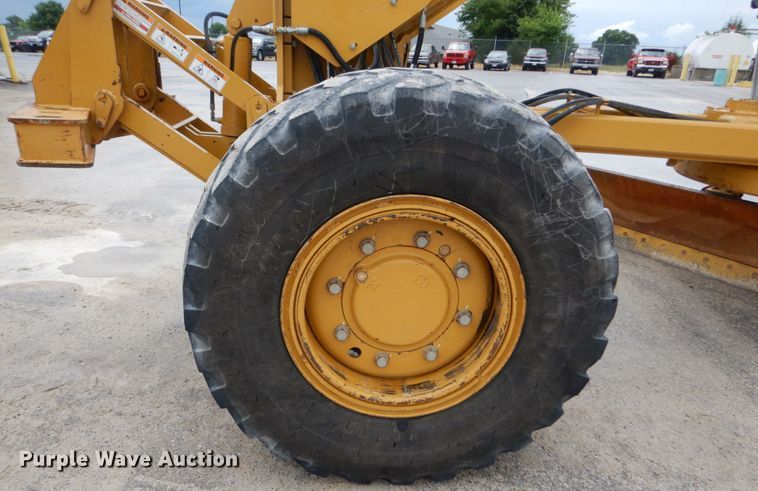 image for item IT9114 2012 Caterpillar 140M2 VHP  motor grader