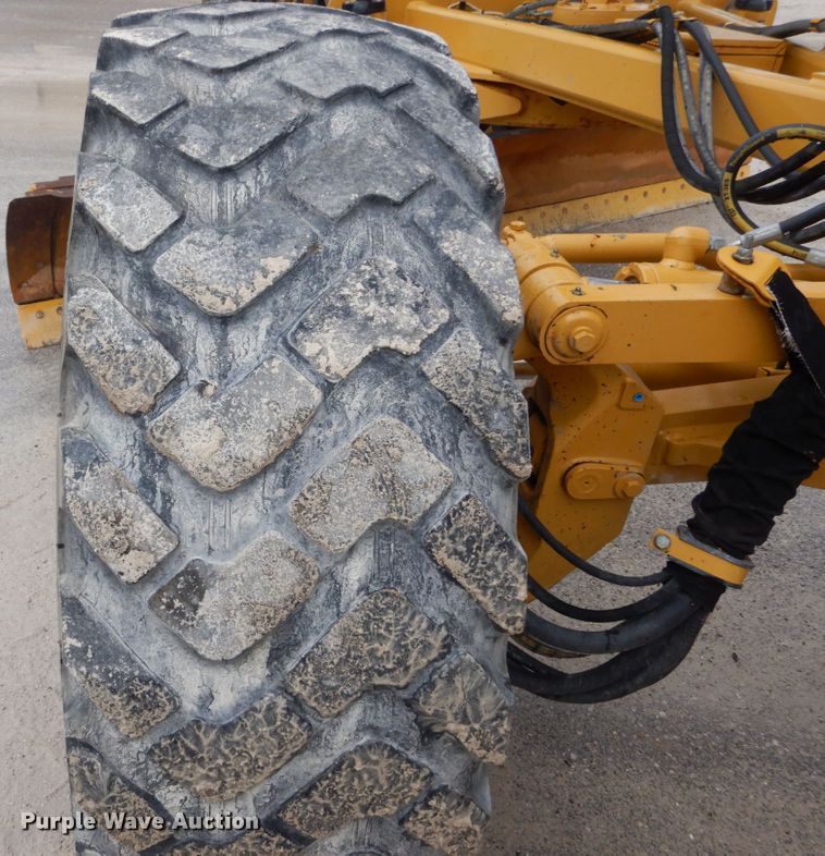 image for item IT9114 2012 Caterpillar 140M2 VHP  motor grader