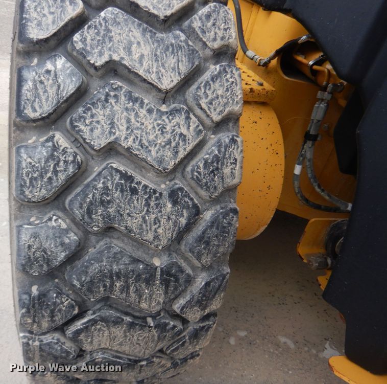 image for item IT9114 2012 Caterpillar 140M2 VHP  motor grader