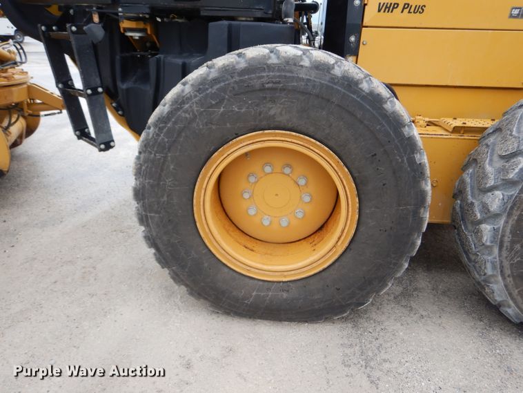 image for item IT9114 2012 Caterpillar 140M2 VHP  motor grader