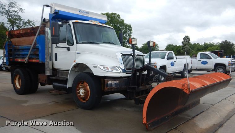 image for item IT9126 2009 International DuraStar 4400  dump truck