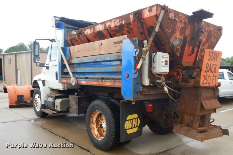 image for item IT9126 2009 International DuraStar 4400  dump truck