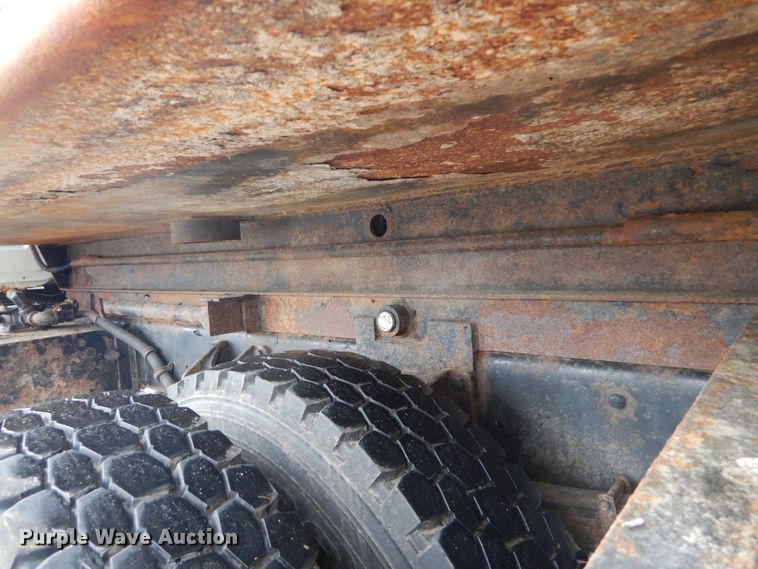 image for item IT9126 2009 International DuraStar 4400  dump truck