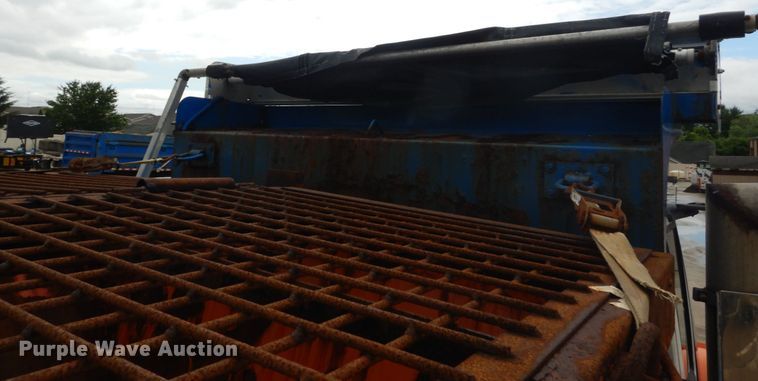 image for item IT9126 2009 International DuraStar 4400  dump truck