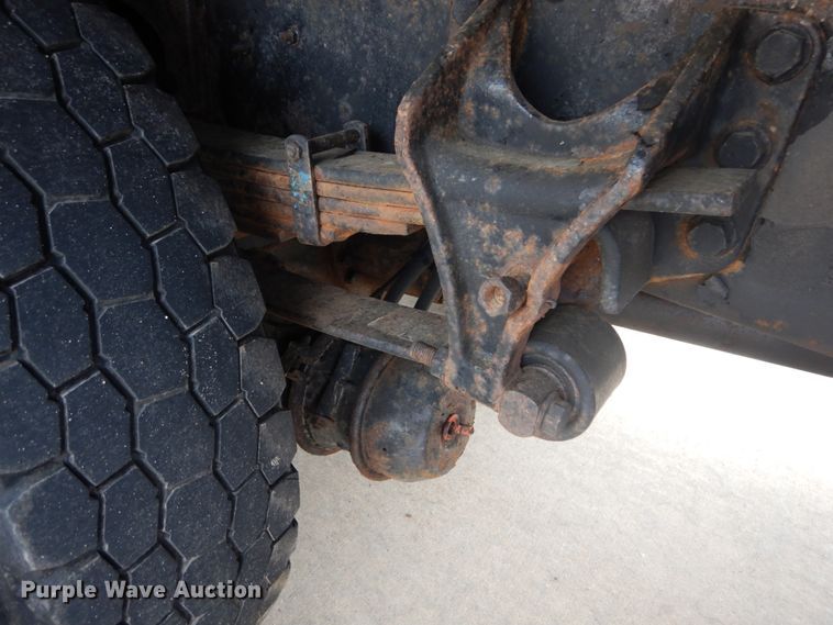 image for item IT9126 2009 International DuraStar 4400  dump truck