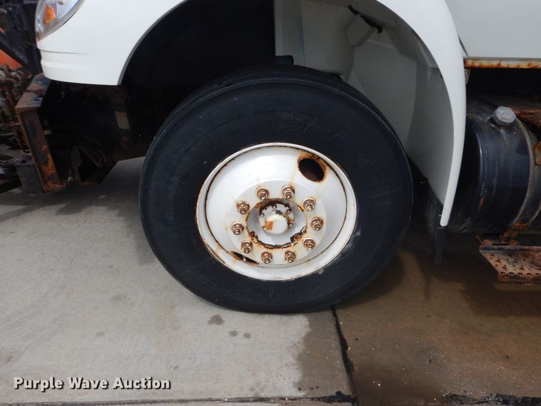 image for item IT9126 2009 International DuraStar 4400  dump truck