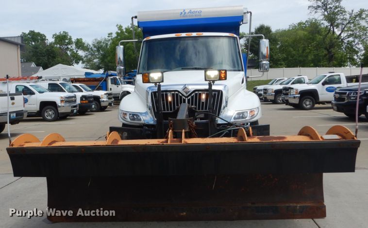 image for item IT9127 2006 International DuraStar 4400  dump truck