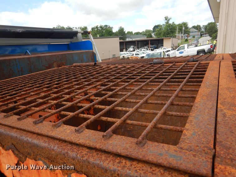 image for item IT9127 2006 International DuraStar 4400  dump truck