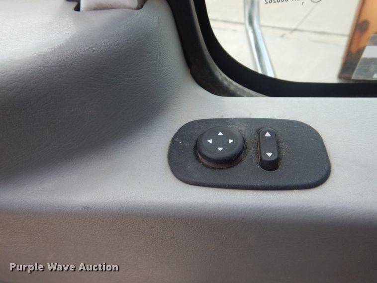 image for item IT9127 2006 International DuraStar 4400  dump truck