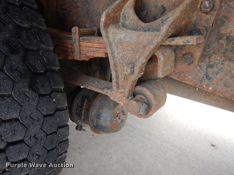 image for item IT9127 2006 International DuraStar 4400  dump truck