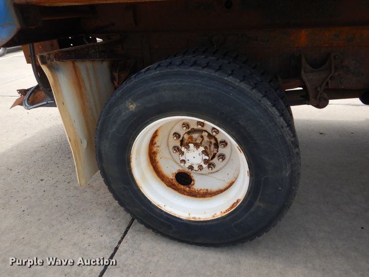 image for item IT9127 2006 International DuraStar 4400  dump truck