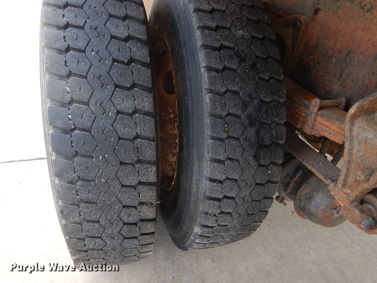 image for item IT9127 2006 International DuraStar 4400  dump truck