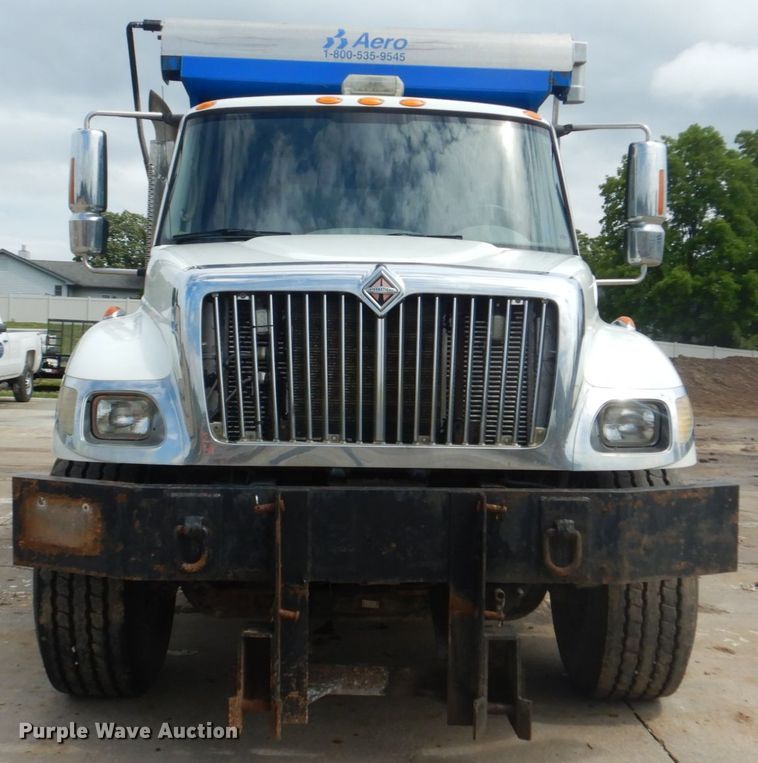 image for item IT9128 2007 International WorkStar 7400  dump truck