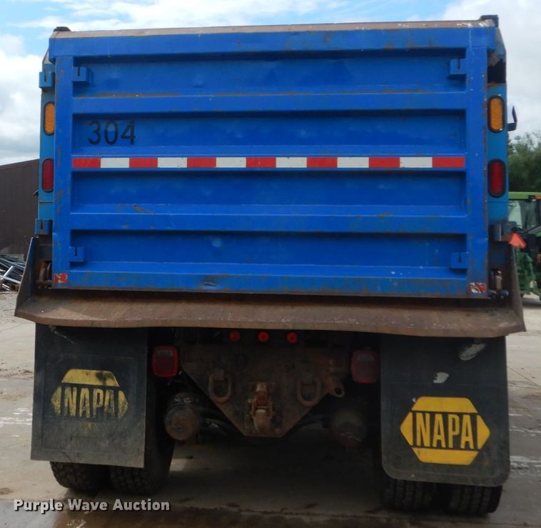image for item IT9128 2007 International WorkStar 7400  dump truck
