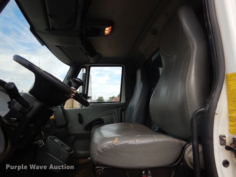 image for item IT9128 2007 International WorkStar 7400  dump truck