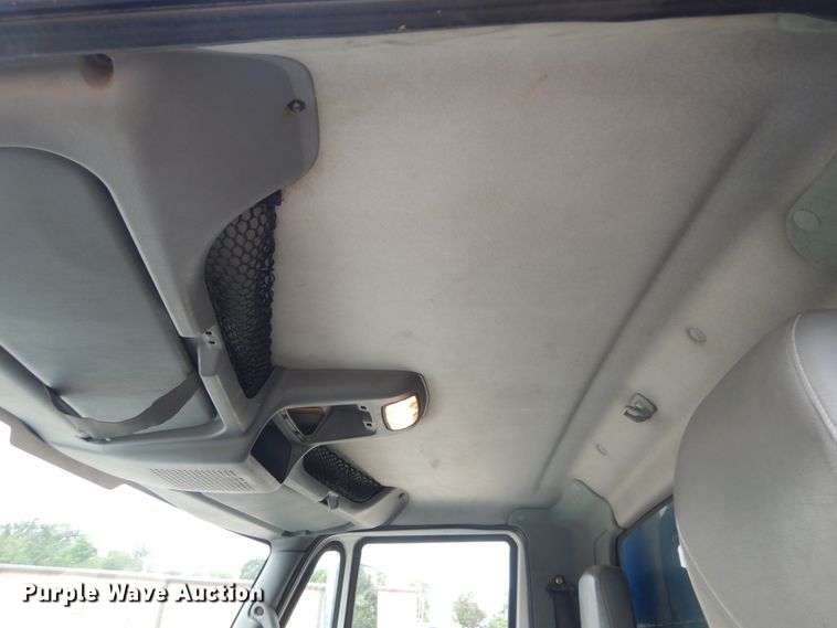 image for item IT9128 2007 International WorkStar 7400  dump truck