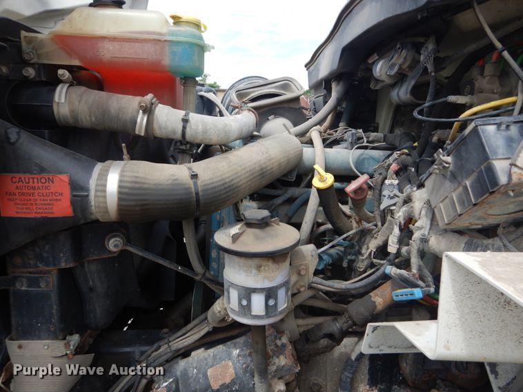 image for item IT9128 2007 International WorkStar 7400  dump truck