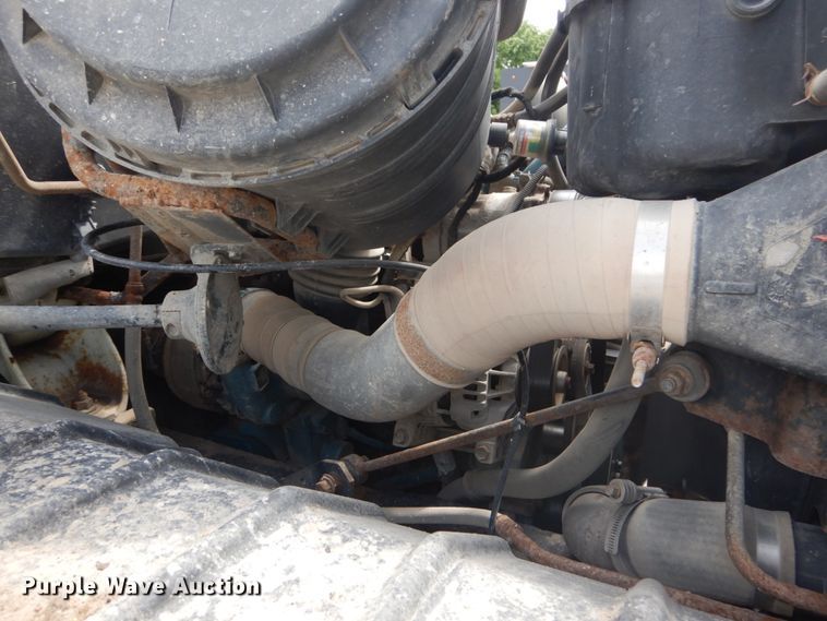 image for item IT9128 2007 International WorkStar 7400  dump truck