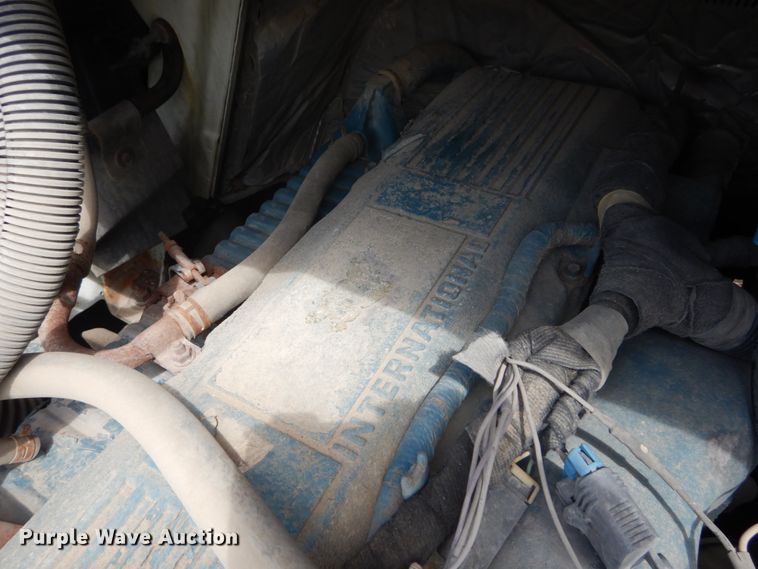 image for item IT9128 2007 International WorkStar 7400  dump truck