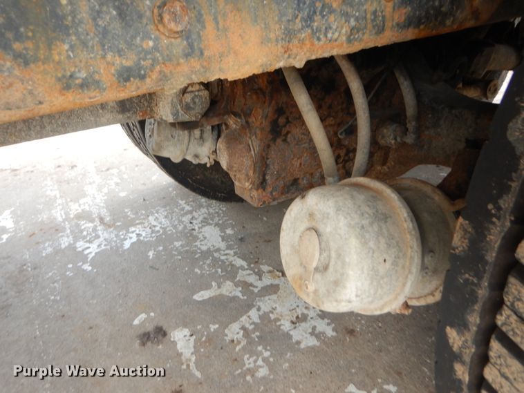 image for item IT9128 2007 International WorkStar 7400  dump truck