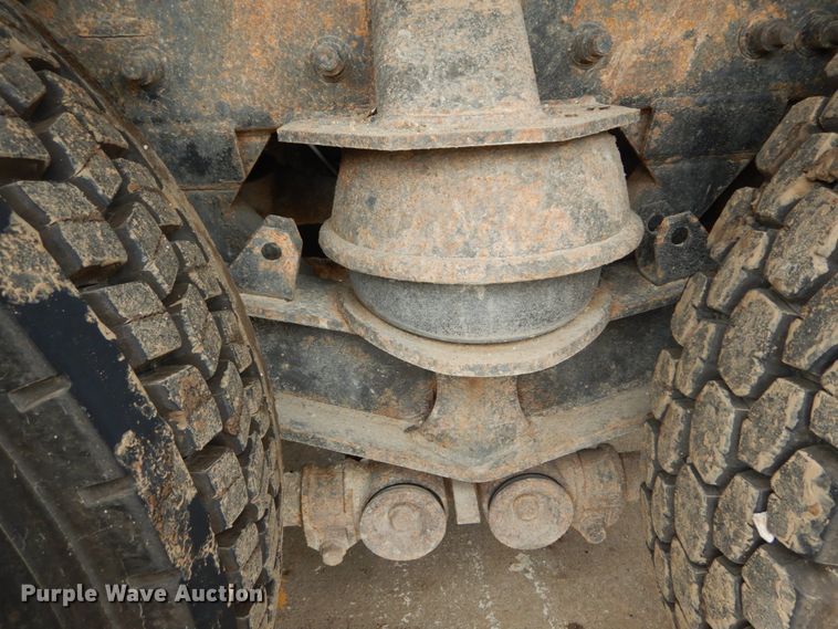 image for item IT9128 2007 International WorkStar 7400  dump truck