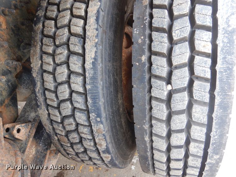 image for item IT9128 2007 International WorkStar 7400  dump truck