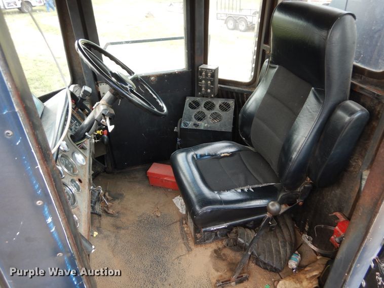 image for item IT9130 1991 Off Road Floater 4030HD  water wagon