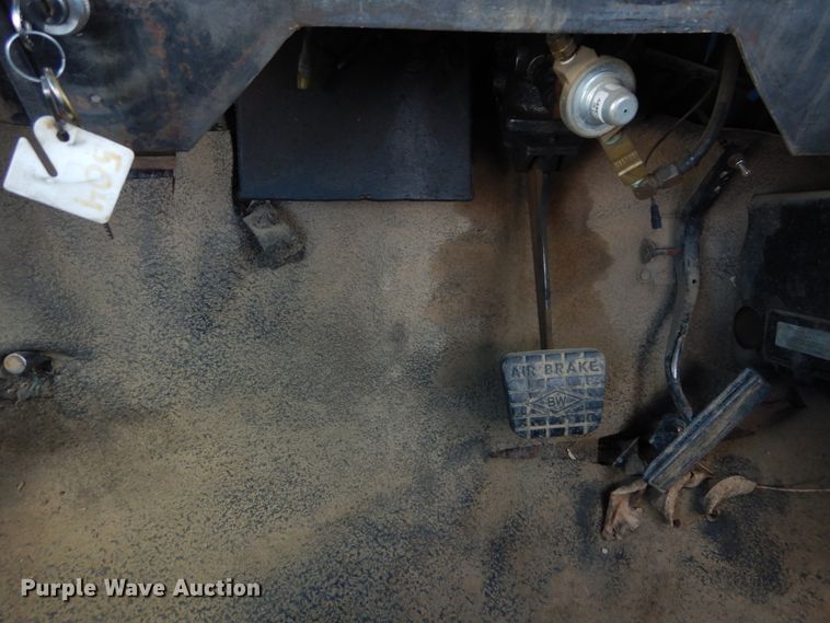 image for item IT9130 1991 Off Road Floater 4030HD  water wagon