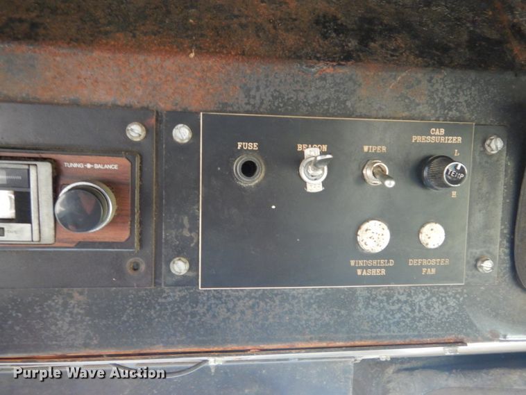 image for item IT9130 1991 Off Road Floater 4030HD  water wagon