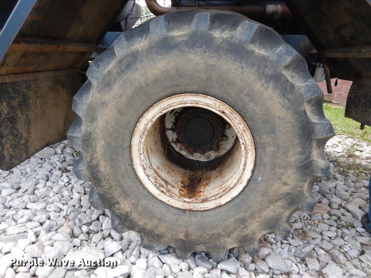 image for item IT9130 1991 Off Road Floater 4030HD  water wagon