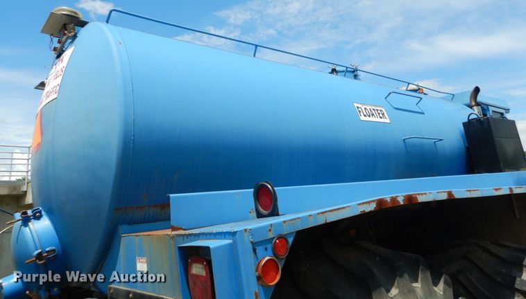 image for item IT9131 2006 Off Road Floater M6030  water wagon