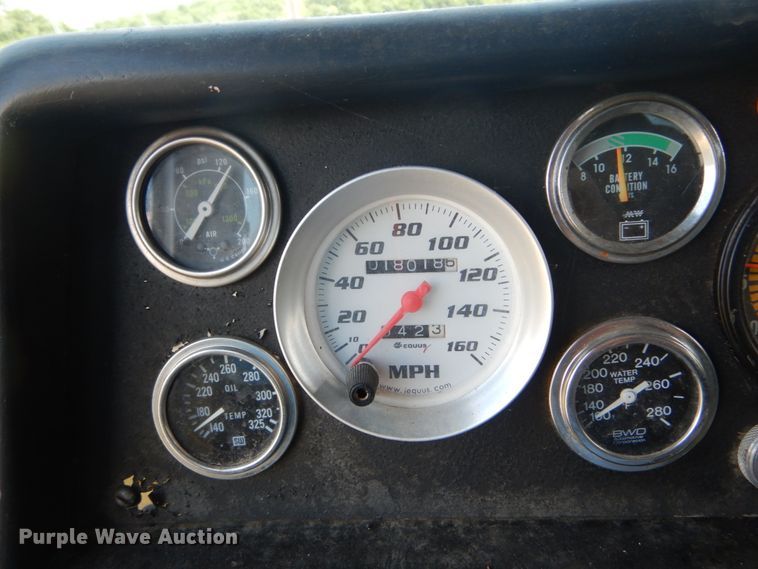 image for item IT9131 2006 Off Road Floater M6030  water wagon