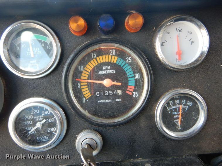 image for item IT9131 2006 Off Road Floater M6030  water wagon