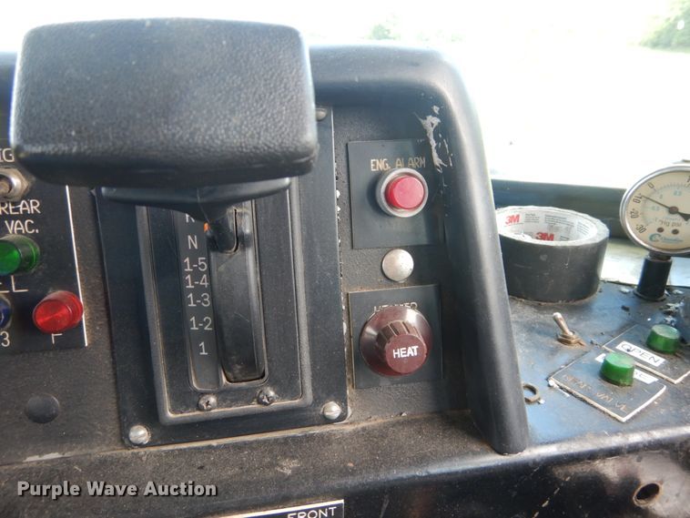 image for item IT9131 2006 Off Road Floater M6030  water wagon