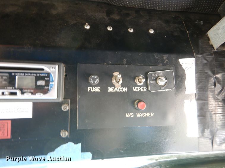 image for item IT9131 2006 Off Road Floater M6030  water wagon